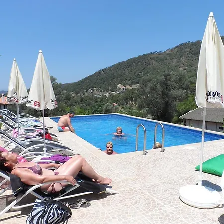 Camping Bungalov *